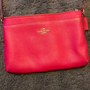 Hot pink coach crossbody purse
